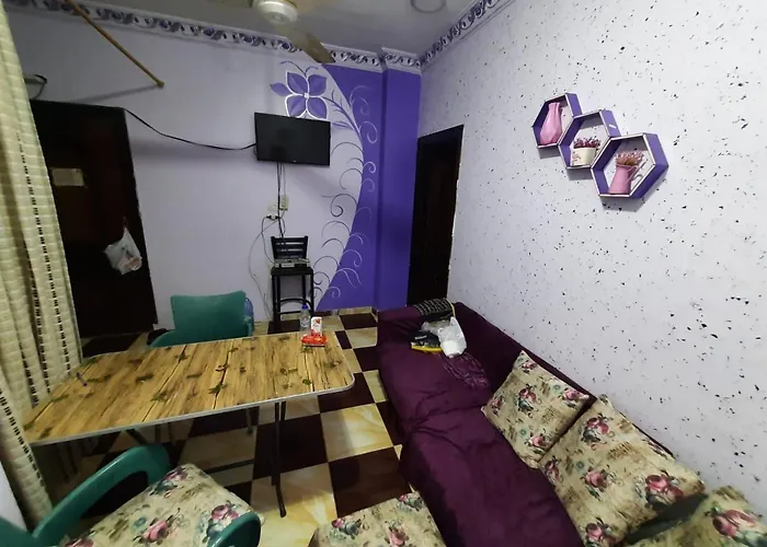 Silver Nest - 1st Choice For Guests Seeking Super Location In The Heart Of ,your 2nd Home, Long & Free Wifi At A Competitive Price Apartman Gurdaka